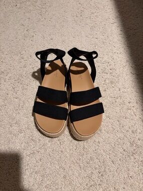 Black Platform Sandals
